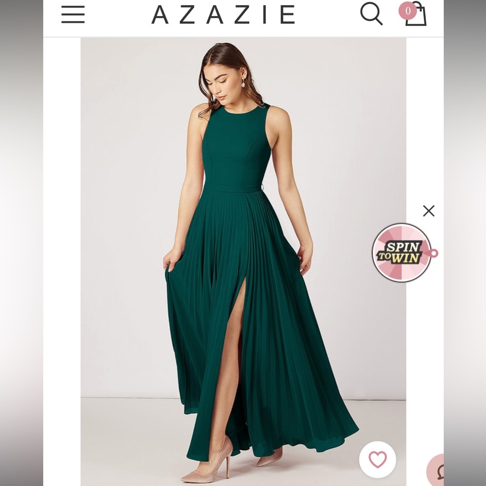 Beautiful formal gown with pockets!